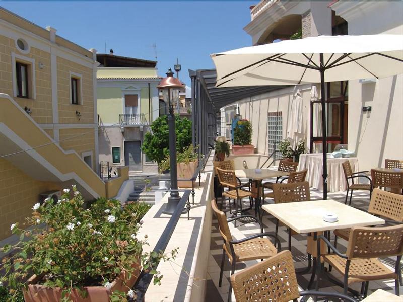 Palazzo Reginella Lejlighedshotel Bovalino Marina Eksteriør billede